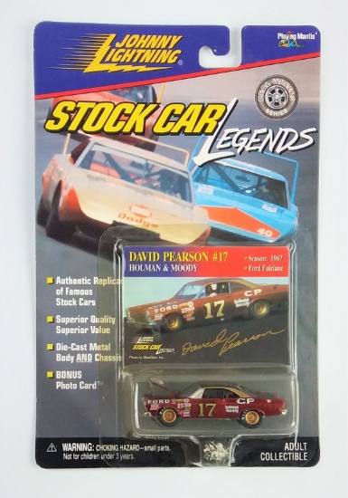 Johnny Lightning David Pearson #17 Stock Car Legends Collectible Diecast Car