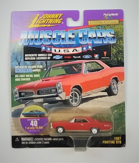 1967 Pontiac GTO Johnny Lightning Muscle Cars U.S.A. Collectible Diecast Car