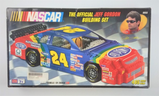 Mega Blocks Jeff Gordon #24 9955 NASCAR 485 Piece Building Block Set