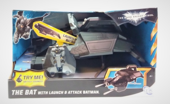 The Dark Knight Rises "The Bat" w/ Launch & Attack Batman