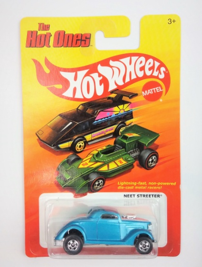 2011 Neet Streeter Blue Hot Wheels The Hot Ones Collectible Diecast Car