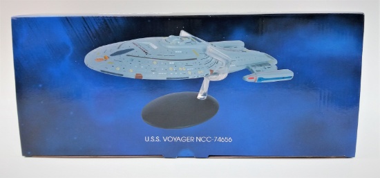 Eaglemoss Star Trek USS Voyager NCC-74656 XL edition DieCast Starship Model