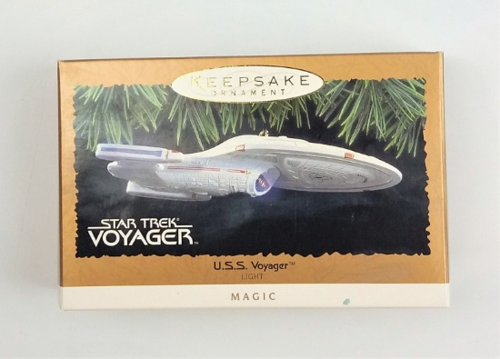1996 Star Trek U.S.S. Voyager Hallmark Keepsake Ornament