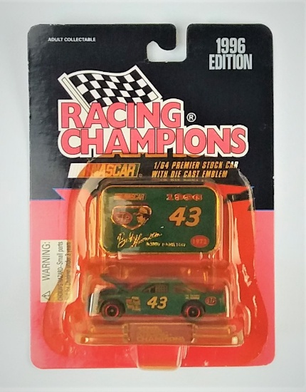 Bobby Hamilton #43 STP 1996 Edition Racing Champions NASCAR Stock Car Diecast Car & Emblem