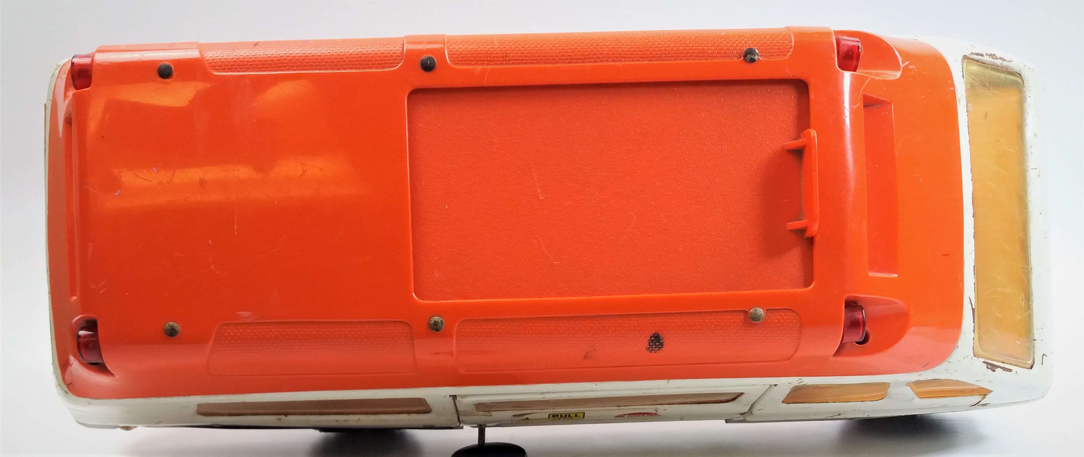 1970's Tonka Ambulance Vehicle & Gurney No. 3875 | Proxibid