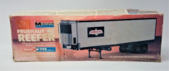 1/32 Scale Snap-Tite Fruehauf 40' Reefer Refrigerated Trailer Model Kit