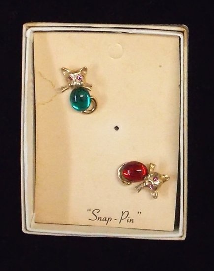 "Snap-Pin" Kitten Pins w/ Colored Glass on Original Card