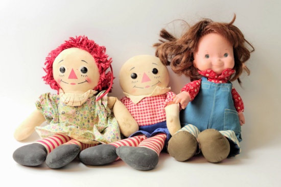 Vintage Raggedy Ann & Andy / My Friend Audrey Doll Grouping