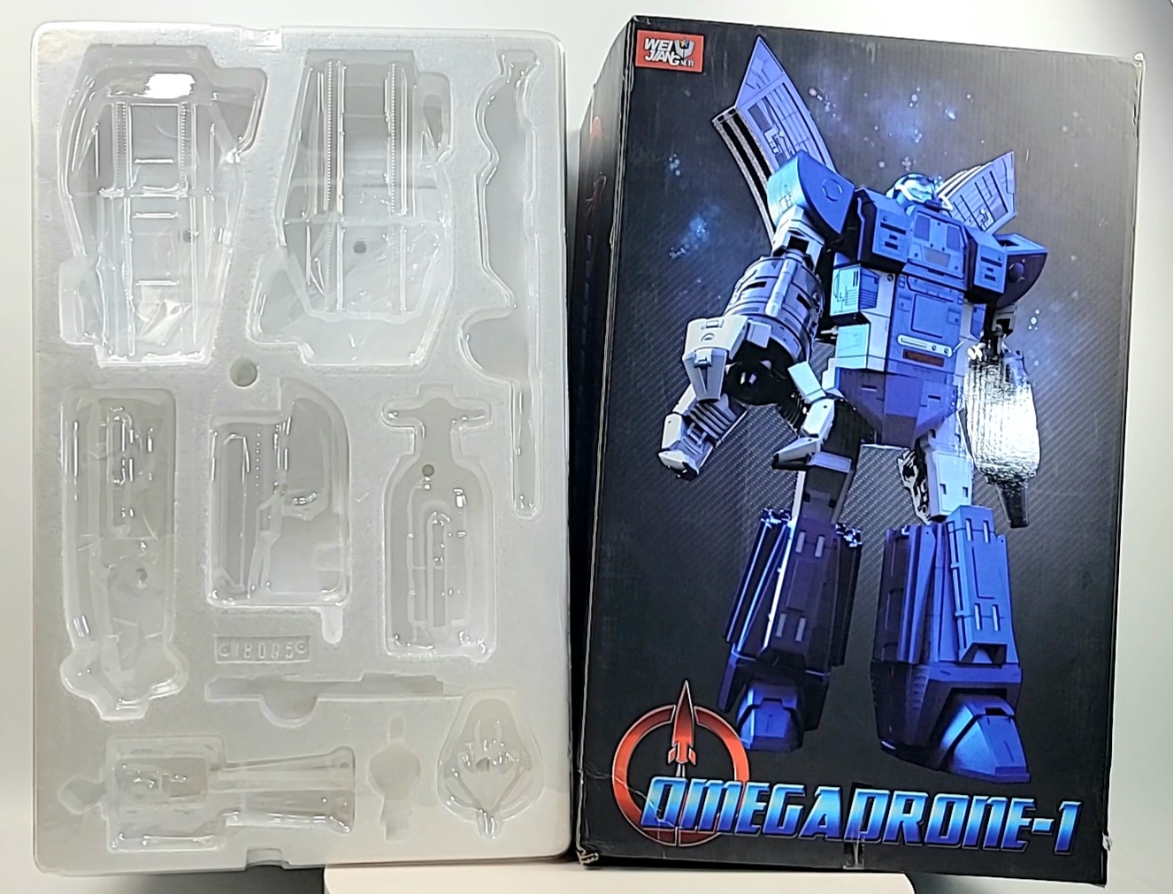 Omegadrone top
