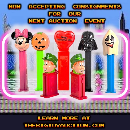 Vintage Holiday & Other Pez Dispenser Grouping