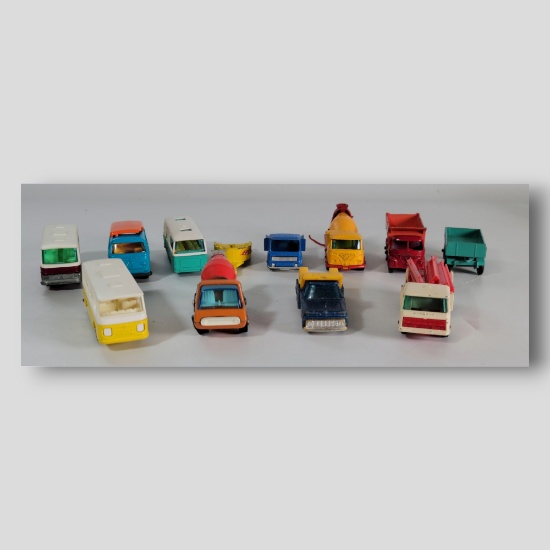 Vintage DieCast Vehicle Grouping: Older Lesney, Matchbox etc.