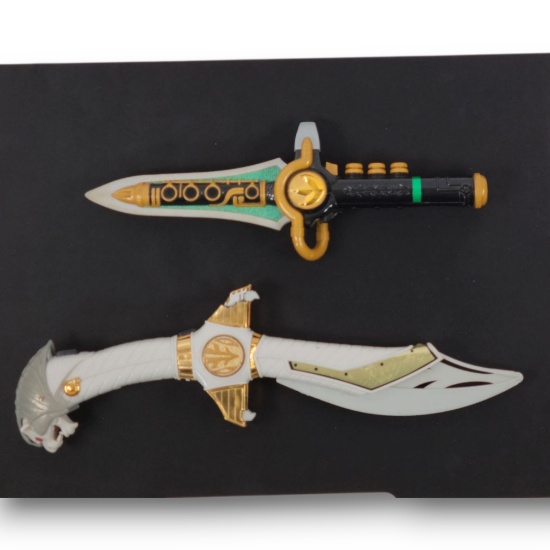 Vintage 1994 Power Rangers White Ranger Saba Sword & Green Ranger Dragon Dagger