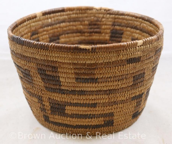 Native American woven basket, 4.5"h x 7.5"d