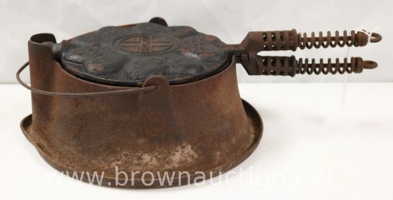 Griswold Cast Iron waffle maker, Heart and Star No. 18 with high base