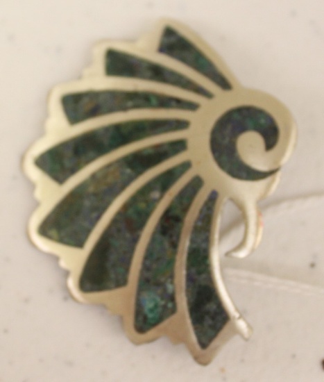 Sterling silver brooch with turqouise inlay