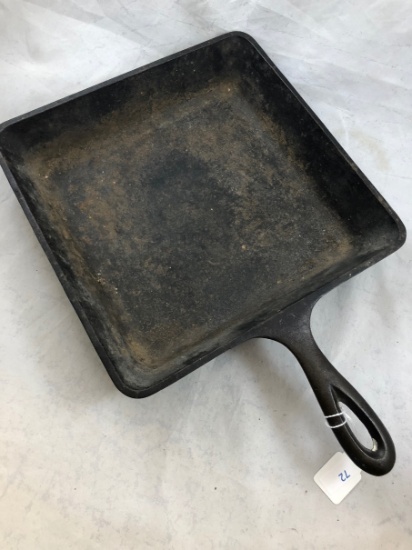 Vintage cast iron square "8" skillet