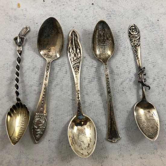 (5) Sterling silver souvenir spoons: Carlsbad Caverns; Pasadena; Mt. Vernon
