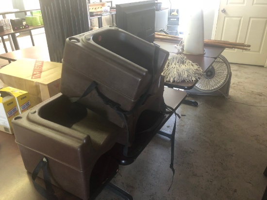 (3) Plastic wooden booster seats