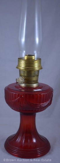 Ruby red Aladdin Lincoln Drape kerosene lamp