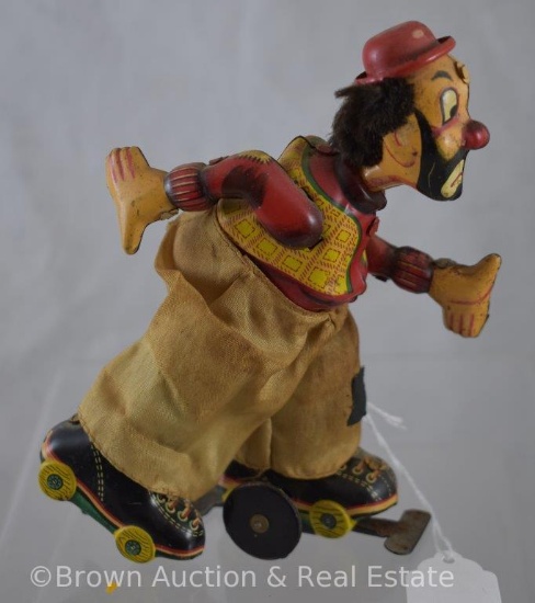 Japan TPS tin wind-up Hobo on roller skates - WORKS! SEE VIDEO!