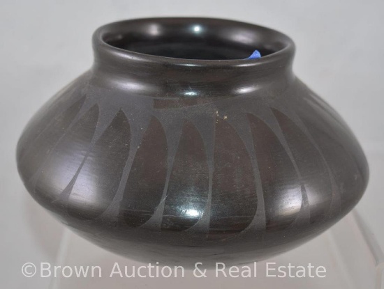 Native American black-on-black 4.5"h pot