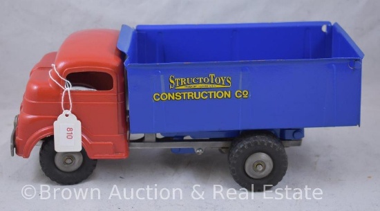 Structo pressed steel wind-up "Construction Co." truck, 12.5"l overall