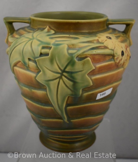 Roseville Luffa 689-8" vase, green