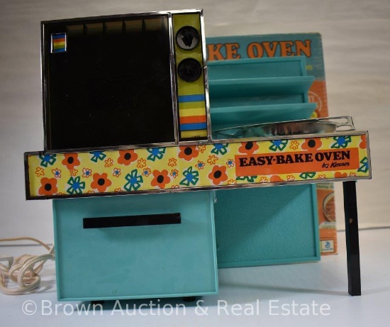 Easy-Bake Oven by Kenner