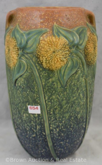 Roseville Sunflower 10" vase - great mold and color!