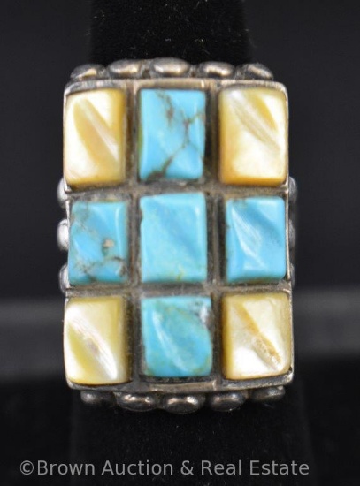 Turquoise and golden stones ring