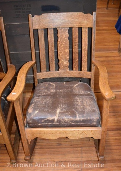 Wooden rocker w/leather seat