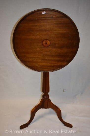 Hand-made mahogany tilt-top table with medallion inlay