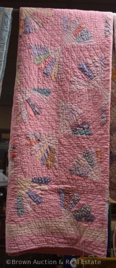 Hand stitched quilt, Grandmother's Fan