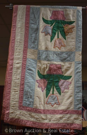 Hand stitched quilt, Flower Pots & Tulips
