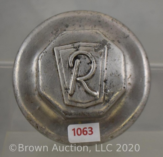 "R" Roosevelt threaded hubcap, aluminum