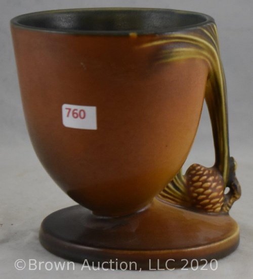 Roseville Pine cone 124-5" cornucopia, brown