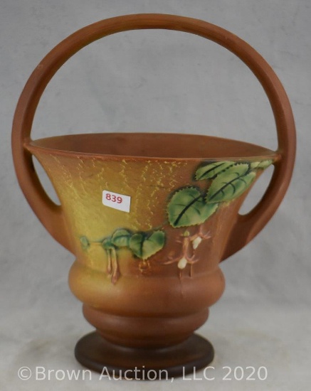 Roseville Fuchsia 351-10" basket, brown