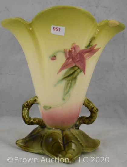 Hull Woodland W16-8.25" vase, glossy