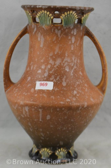 Rv Ferella 510-9" vase, tan