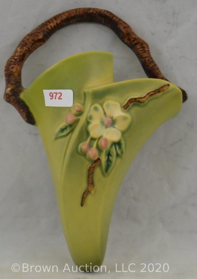 Rv Apple Blossom 366-8" wall pocket, green