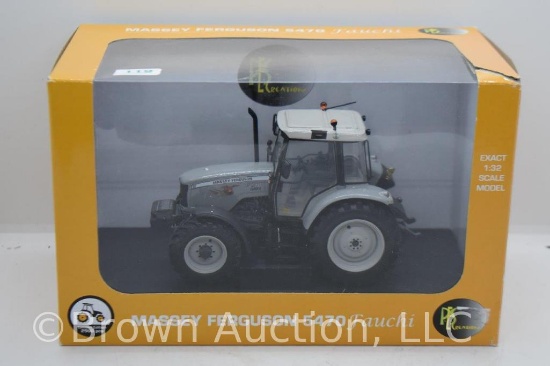 Massey Ferguson 5470 Fauchi die-cast tractor, 1:32 scale, silver