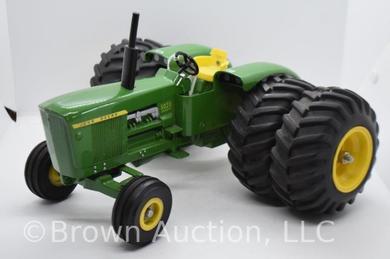 John Deere 5020 Diesel die-cast tractor, 1:16 scale