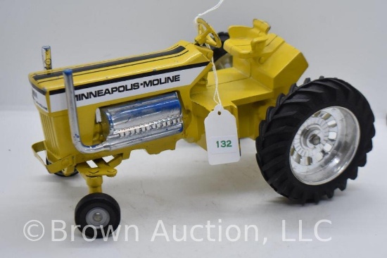Minneapolis-Moline die-cast tractor, 1:16 scale