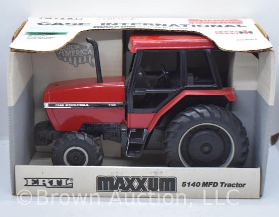 Case International Maxxum 5140 die-cast tractor, 1:16 scale