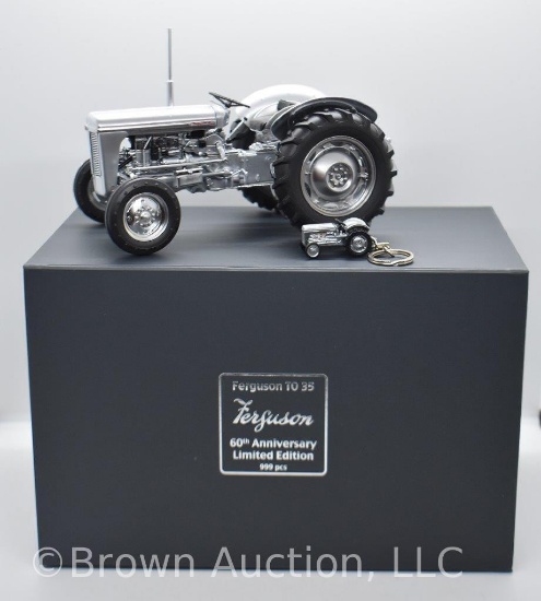 Ferguson TO 35 die-cast tractor, 1:16 scale