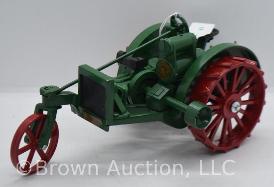 Allis-Chalmers 10-18 die-cast tractor, 1:16 scale