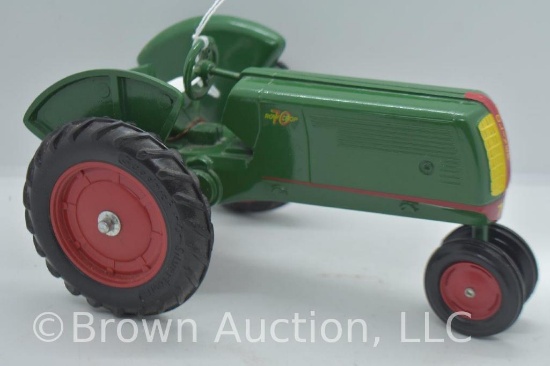 Oliver 70 row crop die-cast tractor, 1:16 scale
