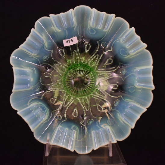 Green opal. Keyhole 9"d ftd. bowl