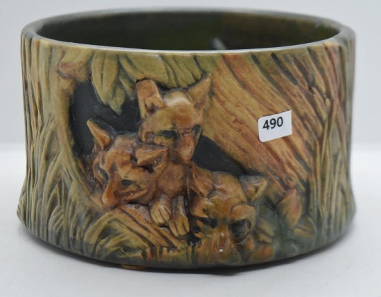 Mrkd. Weller Woodcraft 4.5"h x 7"d planter with foxes