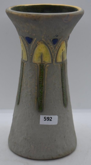 Roseville Mostique 164-8" vase, gray